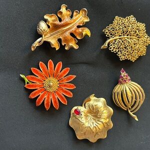 Beautiful Vintage LOT Signed MAMSELLE FLORAL Flower LEAF Brooch Pins